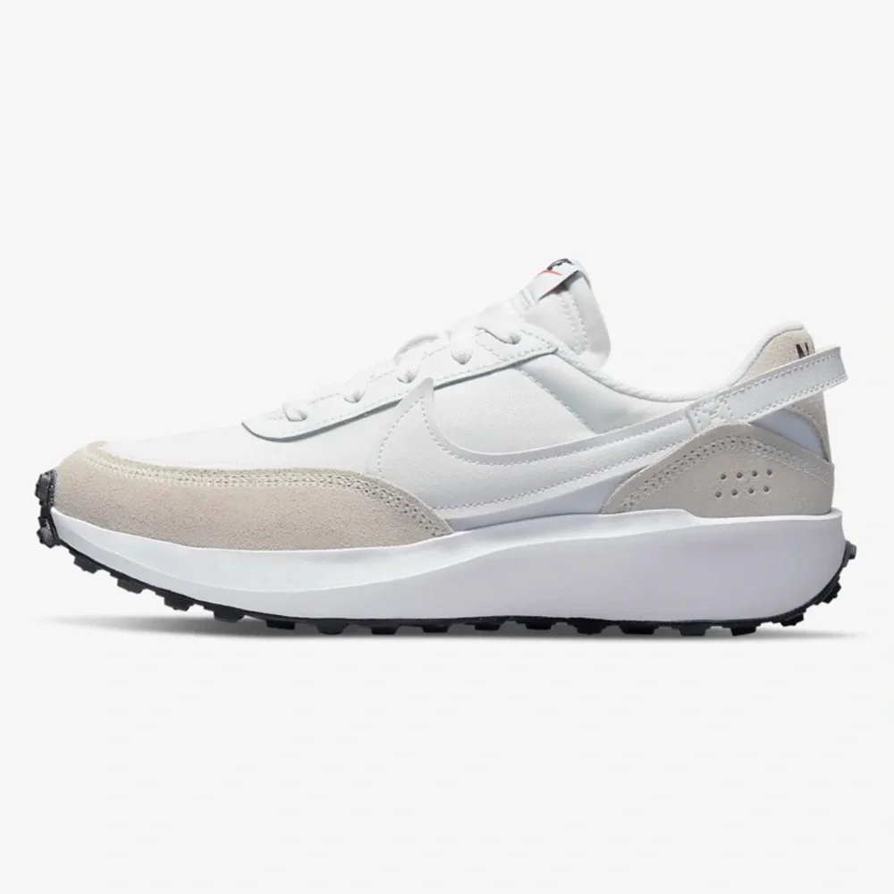 NIB Nike Waffle Debut Trainers Women’s 6.5 - Picture 3 of 15